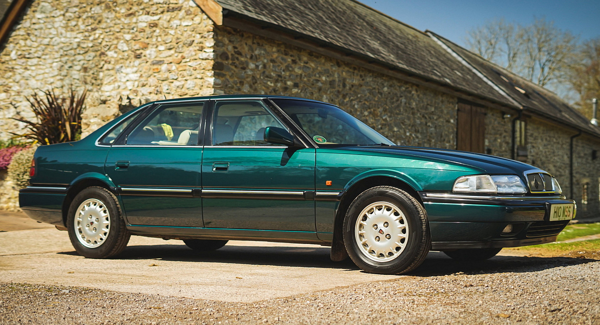 На аукцион выставили Rover Sterling 1993 года королевы Елизавете II