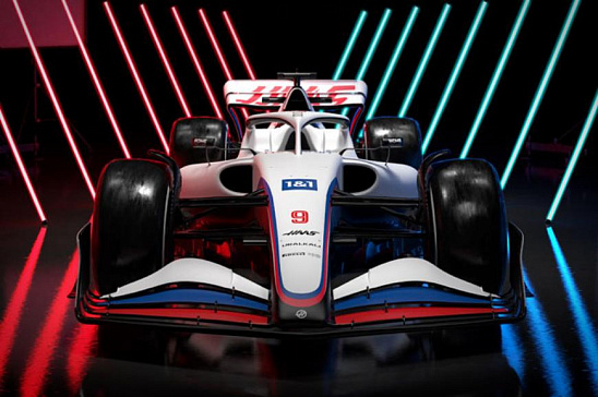 Команда Формулы-1 Haas показала расцветку болида на сезон 2022 года