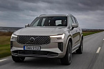 Представлен бензиновый Volvo XC90 с улучшенной внешностью