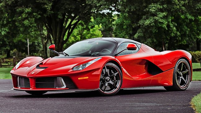 В России продается самый дорогой Ferrari за 250 млн рублей