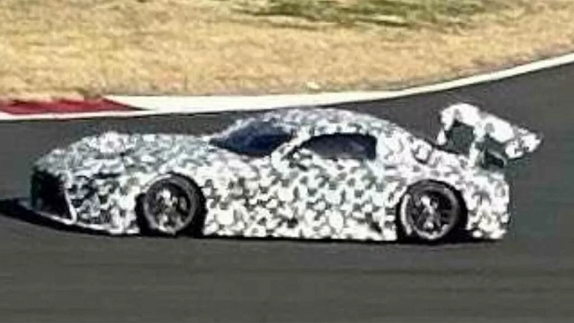 Фотошпионы засняли интригующий гоночный автомобиль Toyota GT3 с двигателем Twin-Turbo V8