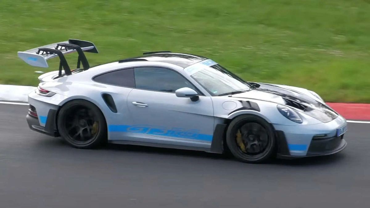 На тестах замечен обновленный Porsche 911 в версии GT2 RS