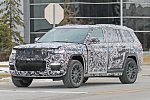 Трехрядный Jeep Grand Cherokee начал расставаться с камуфляжем 