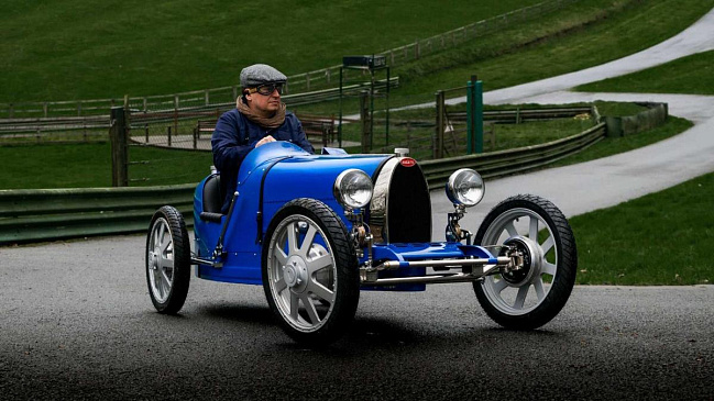 На чемпионате Bugatti Baby II в Великобритании пройдут гонки для взрослых и детей