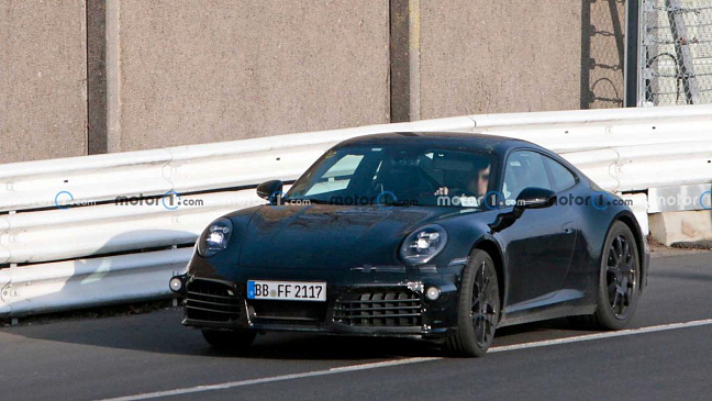 На Нюрбургринге замечен прототип спортивного купе Porsche 911 Hybrid 