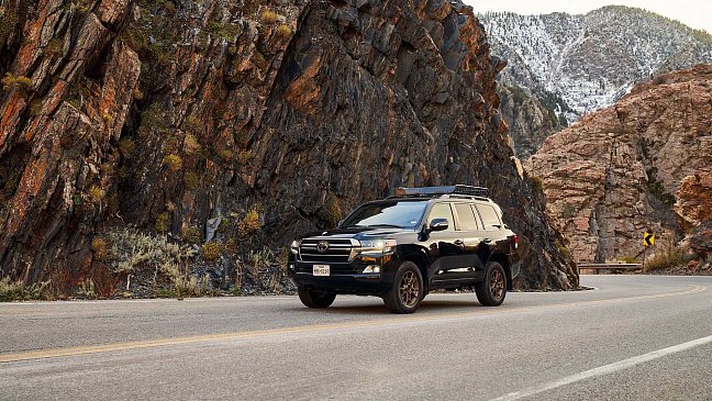 Toyota Land Cruiser может получить версию GR