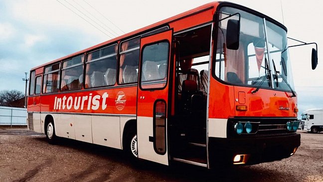 В России идеально сохранившийся 30-летний автобус «Икарус» продают за 15 млн рублей