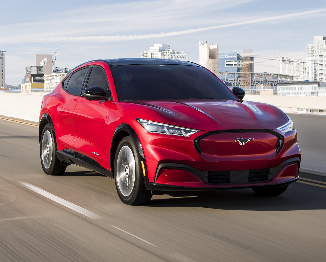 Компания Ford объявила об отзыве 50 тыс. электрических купе и кабриолетов Mustang Mach-E