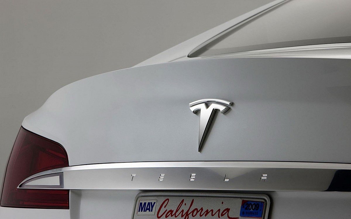 Корпорация Tesla скоро объявит локацию для Cybertruck Gigafactory