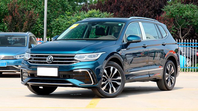 Концерн Volkswagen выпустил «китайский» Tiguan с модернизированным интерьером