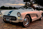 Уникальный спорткар Chevrolet Corvette 1956 года продадут на аукционе за $2 млн