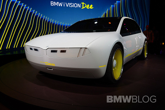 BMW заменит массивные радиаторные решетки адаптивной светодиодной панелью
