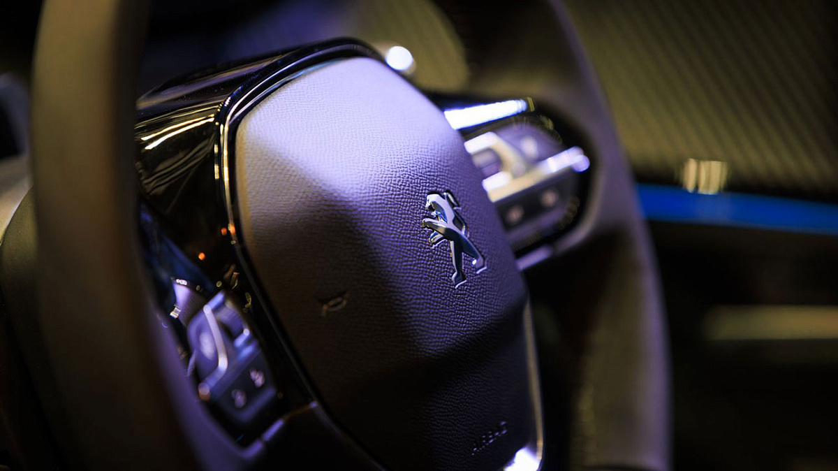 Компания Peugeot анонсировало дебют седана Peugeot 508 новой генерации 24 февраля 2023 года