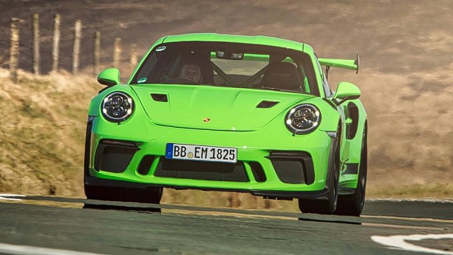 Этот Porsche 911 GT3 меняет уже третий двигатель 