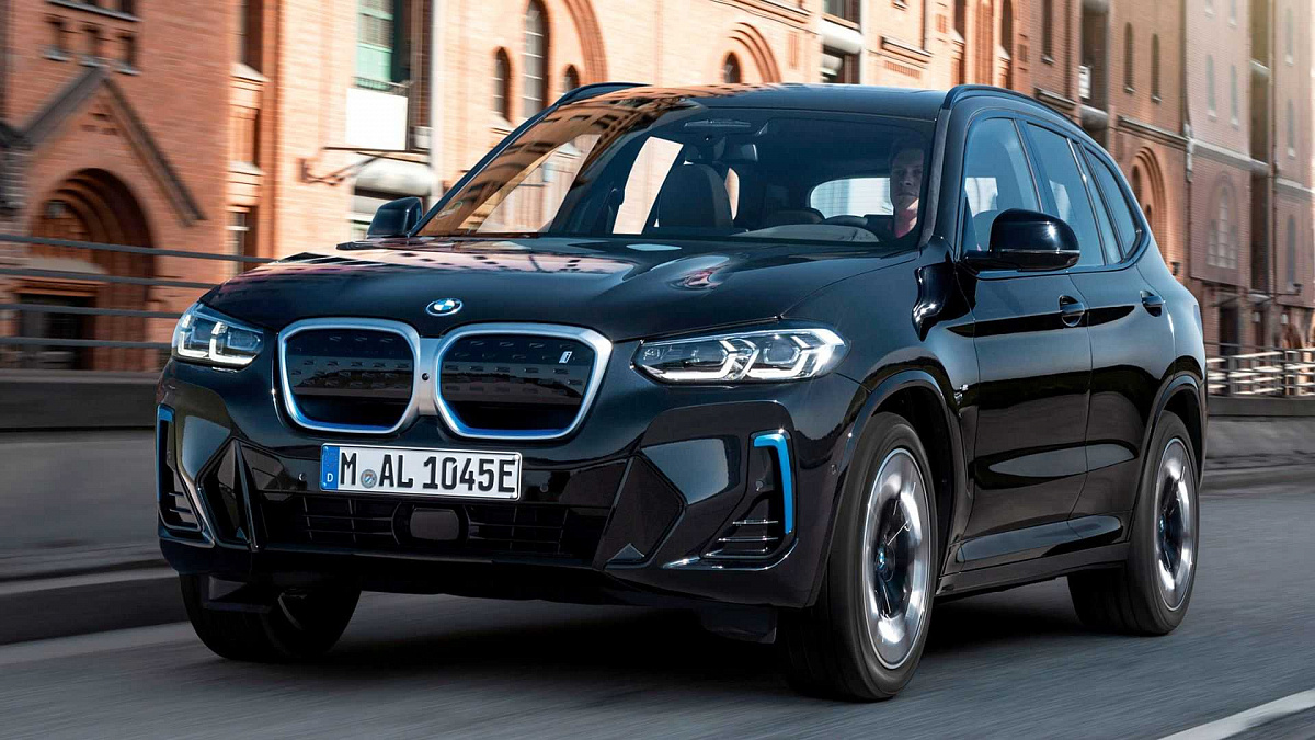 Новые электрические внедорожники BMW iX3M и iX4M могут находиться в  разработке