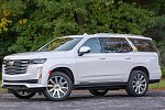 Новым Cadillac Escalade 2021 можно управлять несмотря на лобовое стекло