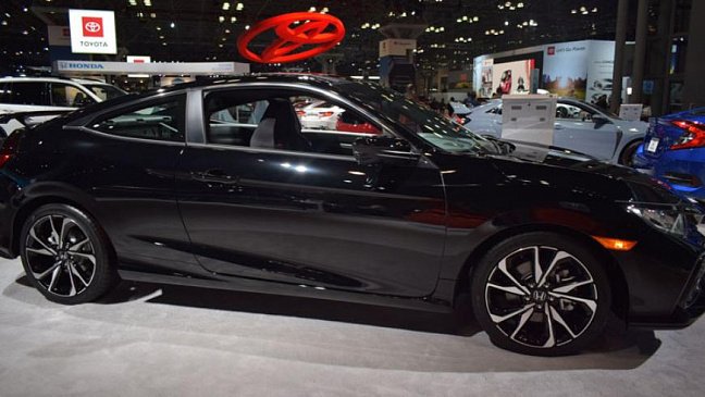 В Нью-Йорке представили «заряженный» Honda Civic Si