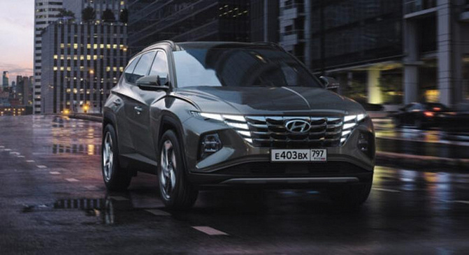 В России у дилеров Hyundai подешевел кроссовер Tucson с дизельным мотором на 60000 рублей
