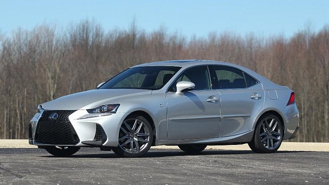 Lexus IS может получить V6 битурбо на 400 л.с.