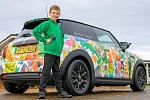 В Сети представили крутой дизайн электрокара Mini от 9-летнего школьника