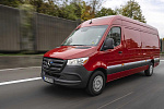 Электрический Mercedes eSprinter 2023 года проедет 474 км на одной зарядке