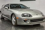 Почти новую Toyota Supra 1998 года собираются продать за 32 млн рублей