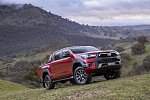 Пикапы Toyota Hilux 2020 года отзывают из-за довольно необычной проблемы 