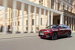 BMW выпустила целую галерею официальных фотографий iX M60 2023 года 
