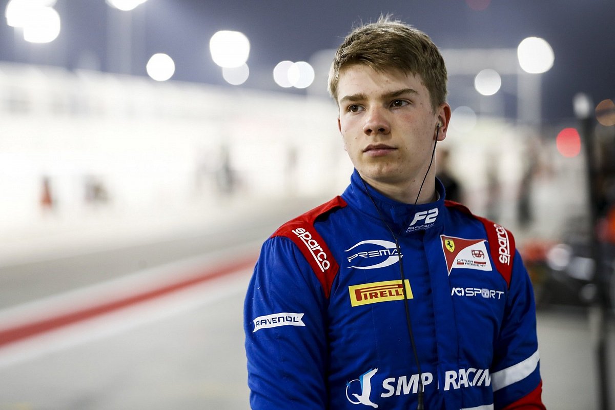 Россиянин Шварцман стал вторым в гонке «Формулы-2» в Барселоне