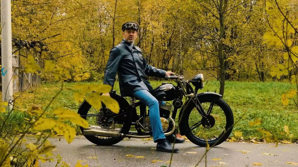 Советский мотоцикл Иж-9 – для него уже готовили четырёхтактный двигатель