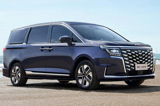 Премиальный JAC RF8 уже успел подорожать: известны цены на авто 2026 года 