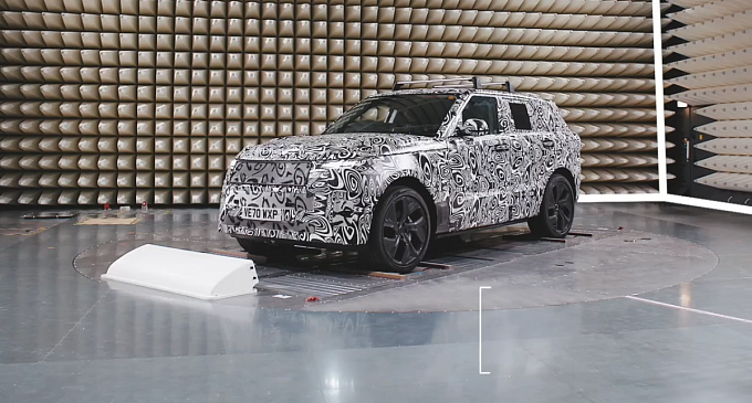 Компания Jaguar Land Rover тестирует автомашины на «электромагнитную совместимость»