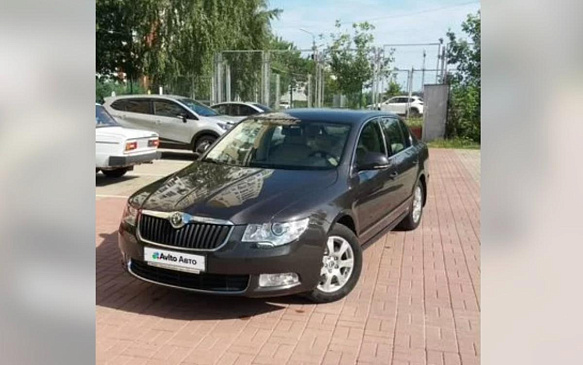 Белгородец продает Skoda Superb 2011 года за 2,19 млн рублей 