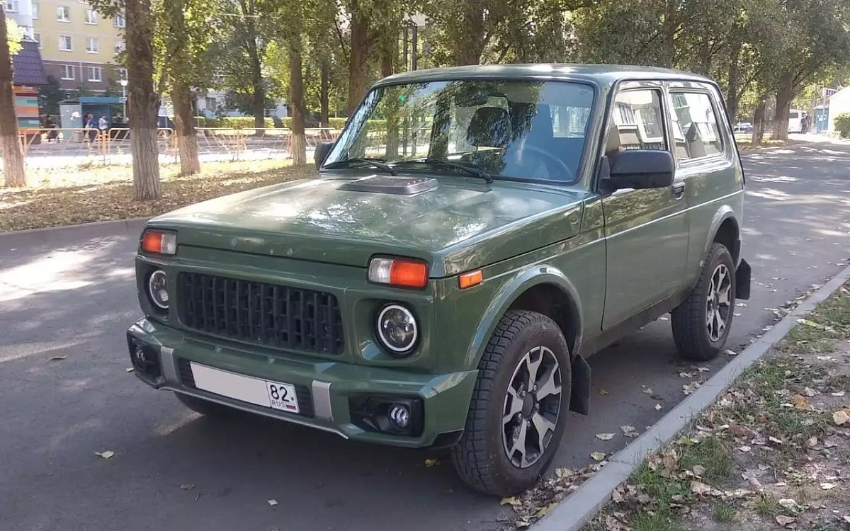 "Нива" косплеит "Гелик": российский тюнинг-тренд набирает обороты – что внутри и сколько стоит