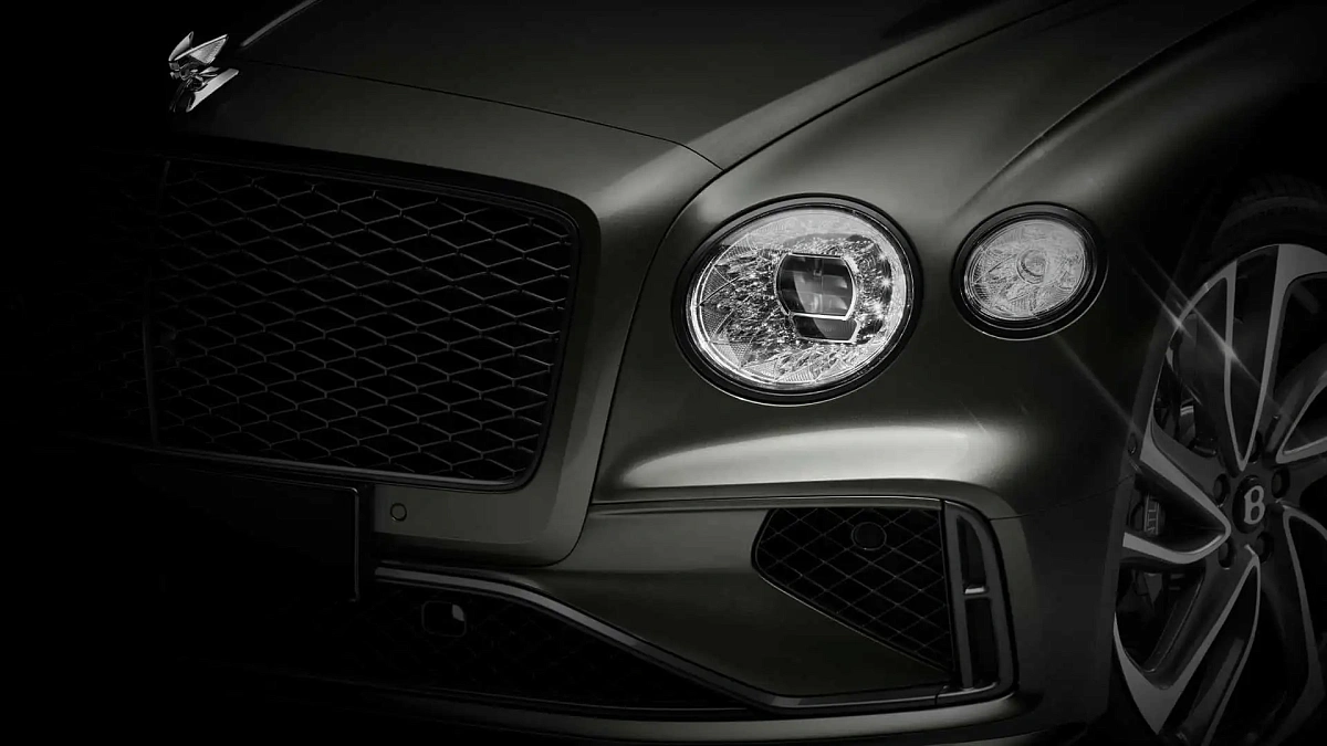 Bentley анонсировала свой самый быстрый седан за всю историю
