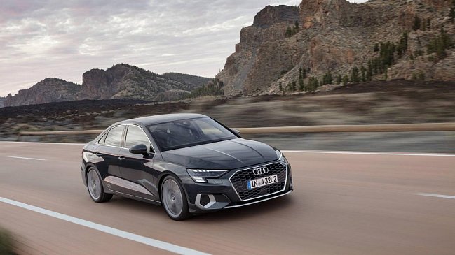 В России открыт предзаказ на новые Audi A3 Sedan и A3 Sportback по цене от 2,52 млн рублей 