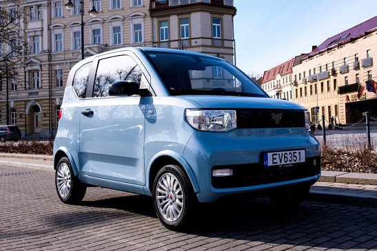 В Литве начали производство самого дешевого электромобиля Freze Nikrob в Европе