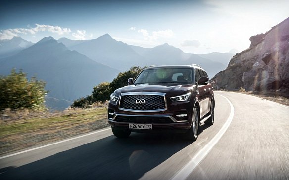 Infiniti начала продажи рестайлингового внедорожника QX80 в РФ