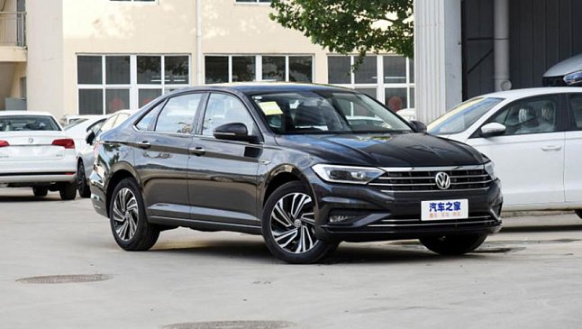 Компания Volkswagen обновила седан Jetta с длинной колесной базой