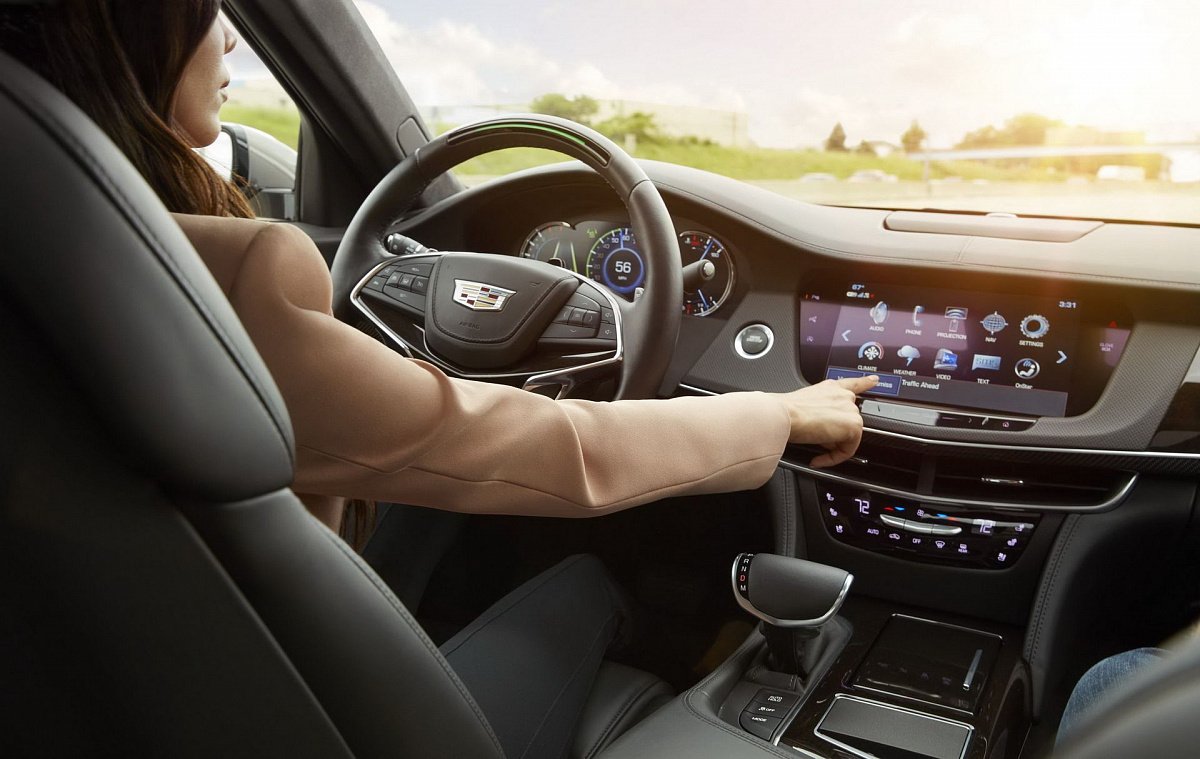 Все модели Cadillac получат полуавтономные системы управления к 2020 году