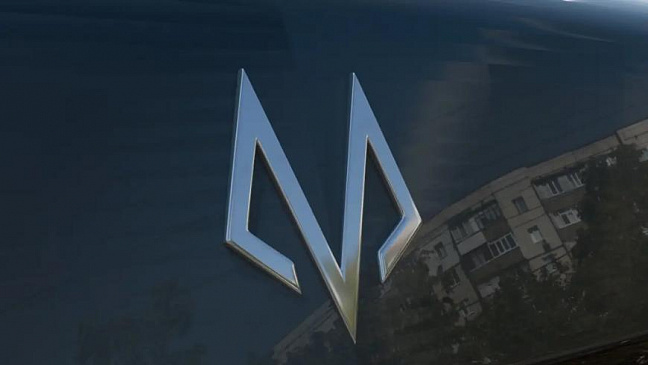 Дизайнер Александр Шторм показал обновленный логотип МОСКВИЧА в Сети