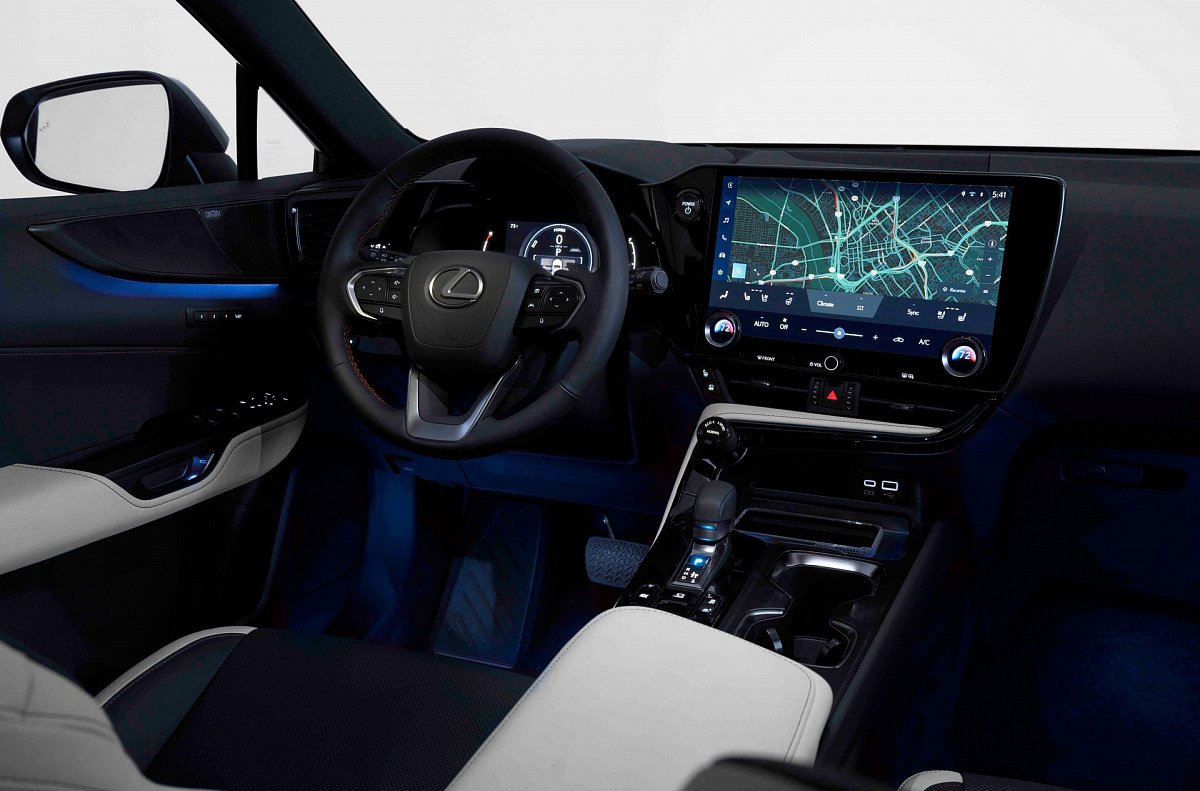 Lexus готовит смартфонный интерфейс для решения проблем с мультимедийным комплексом