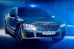 Компания BMW показала полицейские модели 745Le xDrive