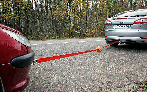 Автосайт «За рулем» сообщил 3 ошибки, которые убивают автомашину с АКПП при буксировке