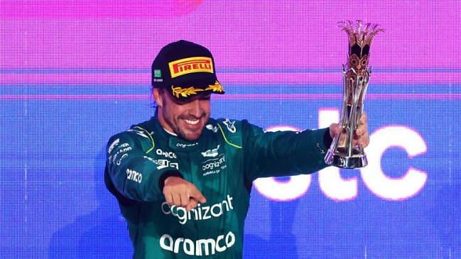 Фернандо Алонсо вернули подиум на Гран-при Саудовской Аравии