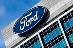 Компания Ford приостанавливает работу в России