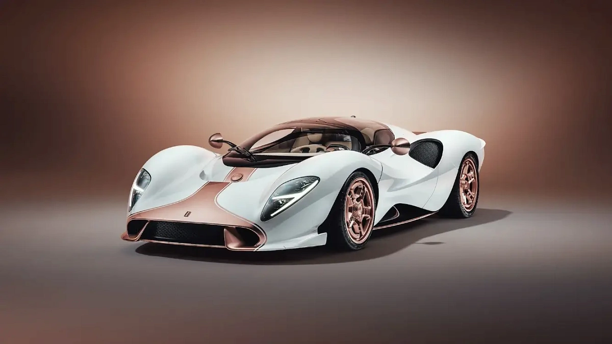 Это случилось - наконец представлен серийный суперкар De Tomaso P72 Это случилось - наконец представлен серийный суперкар De Tomaso P72
