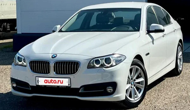 В России продают BMW 520i, который 11 лет простоял в гараже