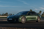 Porsche будет продавать электрическую Panamera вместе с бензиновый версией 