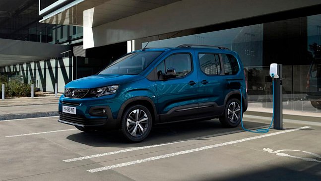 Стартовали продажи нового электрического фургона Peugeot e-Rifter